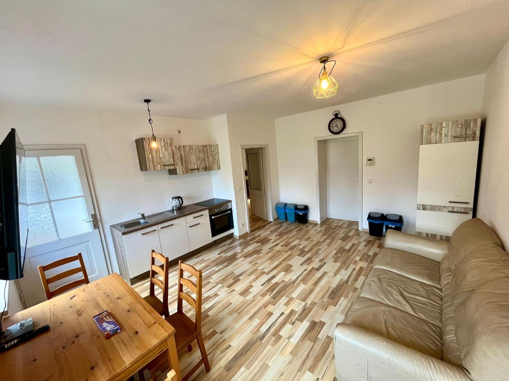 Monteurwohnung Leoben, Zentral Leoben  Zewnętrze zdjęcie